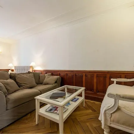 Rue Royale Apartment